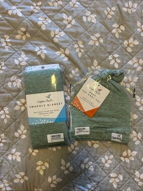 Copper Pearl Green Baby Swaddle Blanket & Top Knot Hat Set